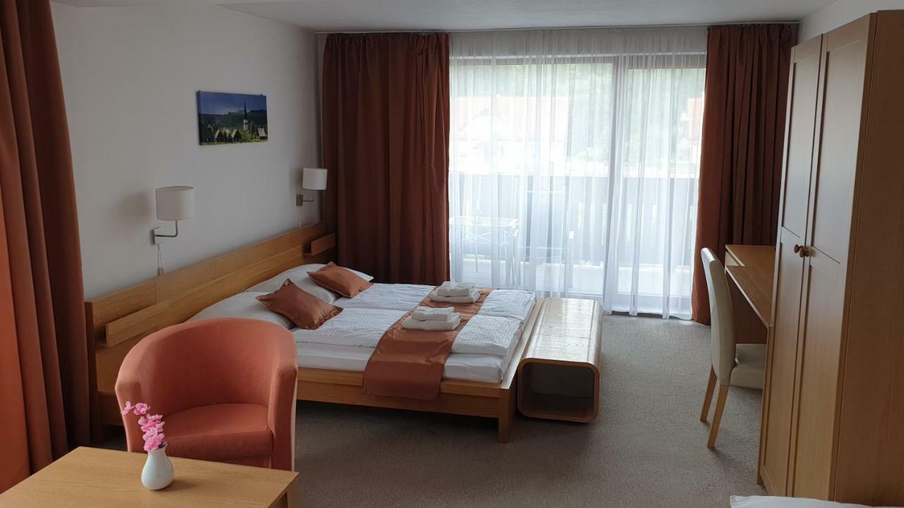 Penzion Dubo Liptovský Mikuláš Exterior foto